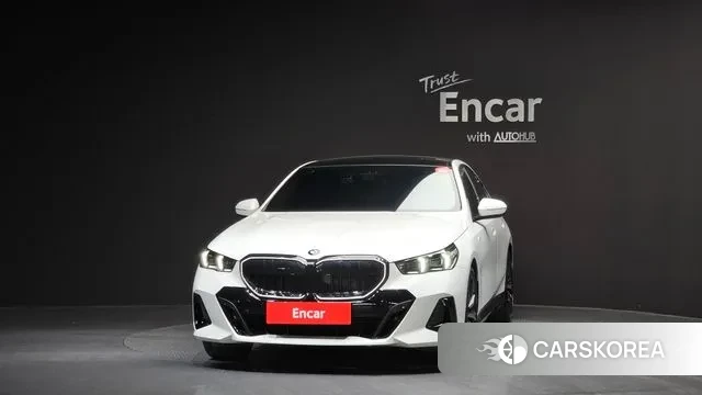 BMW 5 Series (G60) id 3605570 из Кореи 13