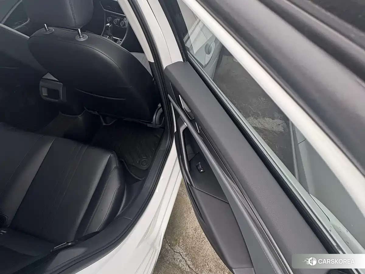 Volkswagen Sagitar id 4628464 из Китая 9