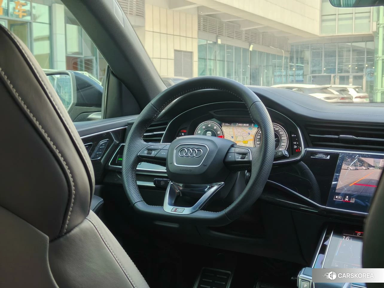 Audi Q8 2020 Черный из Китая, фото 5
