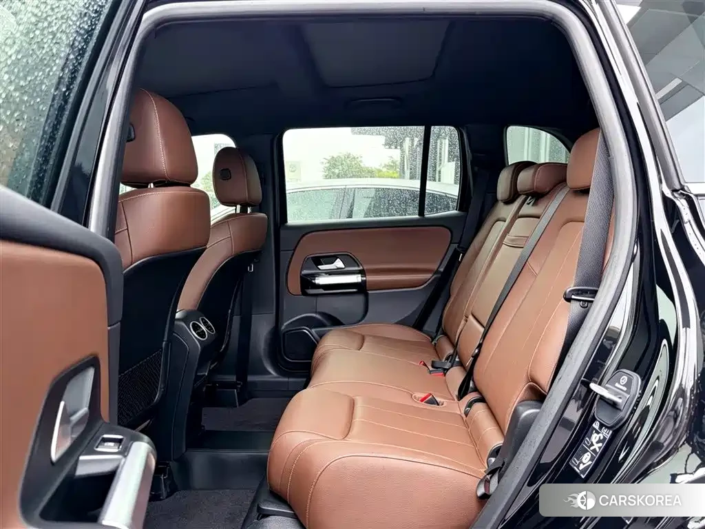 Mercedes-Benz GLB 2025 Черный из Китая, фото 6