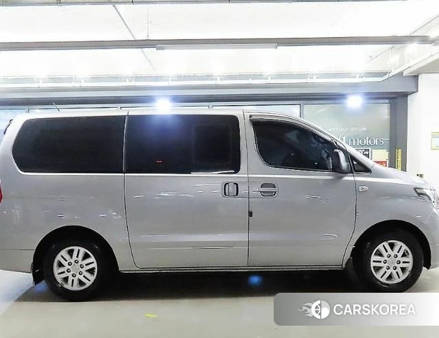 Hyundai The New Grand Starex id 4356528 из Кореи 11