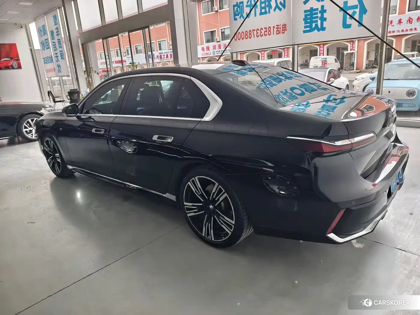 BMW 7 series 2023 Черный из Китая, фото 3