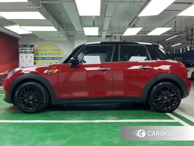MINI Unknown id 3901937 из Китая 15