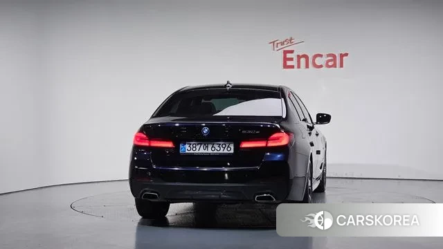 BMW 5 Series (G30) id 3373200 из Кореи 13