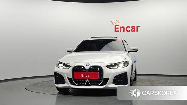 BMW i4 id 4550043 из Кореи 13