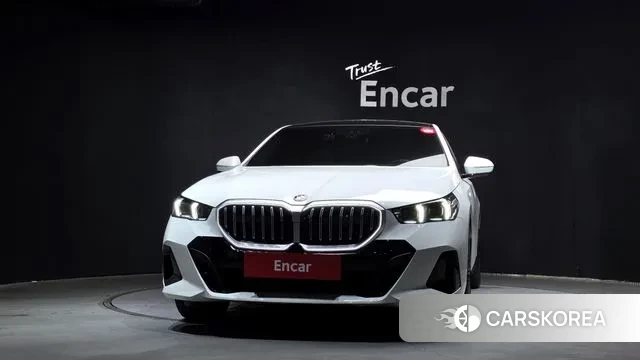 BMW 5 Series (G60) id 3011013 из Кореи 13