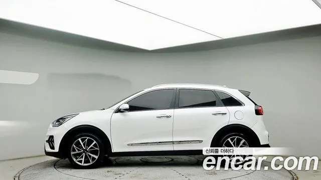 Kia The New Niro id 2719412 из Кореи 13