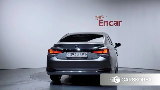 Lexus ES300h 7th generation id 3910832 из Кореи 13