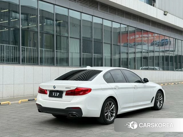 BMW 5 series (imported) 2019 Белый из Китая, фото 4