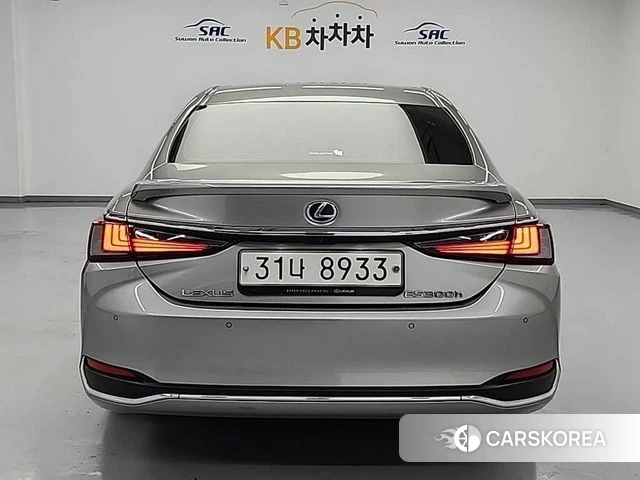 Lexus ES300h 7th generation id 4424780 из Кореи 11