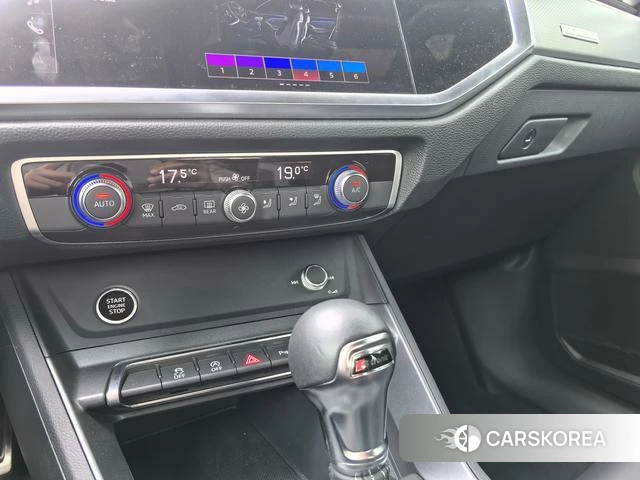Audi Q3 2024 Белый из Китая, фото 3