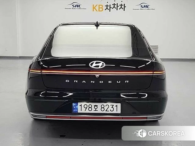 Hyundai Grandeur (GN7) id 4433165 из Кореи 11
