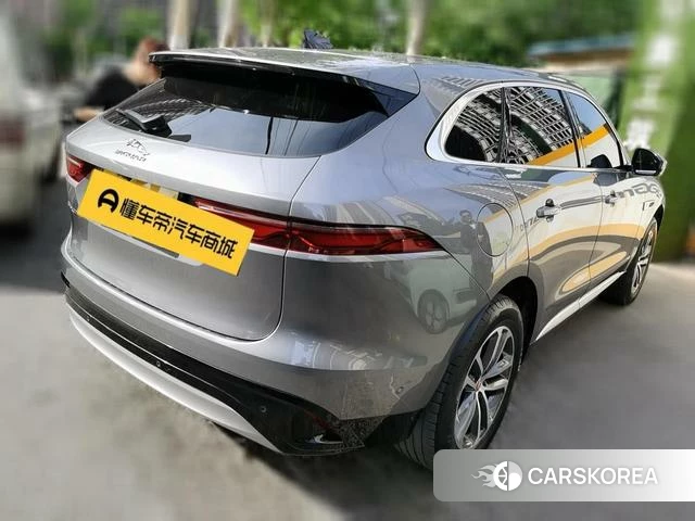 Jaguar F-PACE 2021 Темно-серый из Китая, фото 3