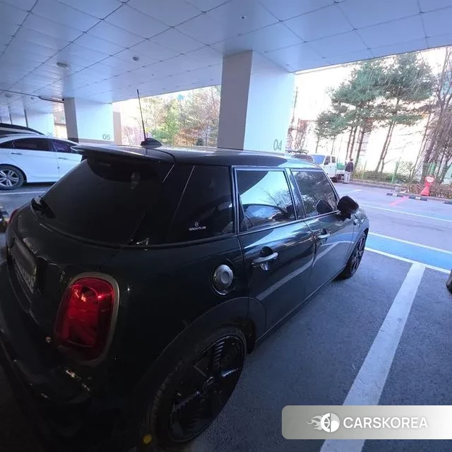 Mini Cooper S 2022 Темно-зеленый из Кореи, фото 5