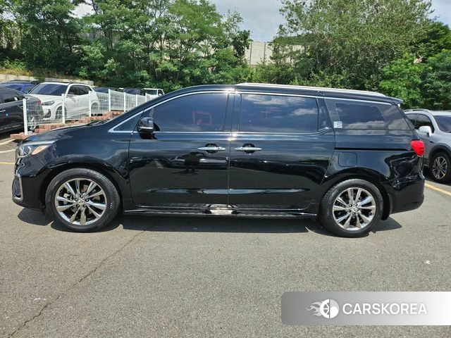 Kia The New Carnival id 4596120 из Кореи 13