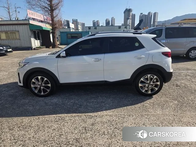 Kia Stonic id 3619497 из Кореи 13