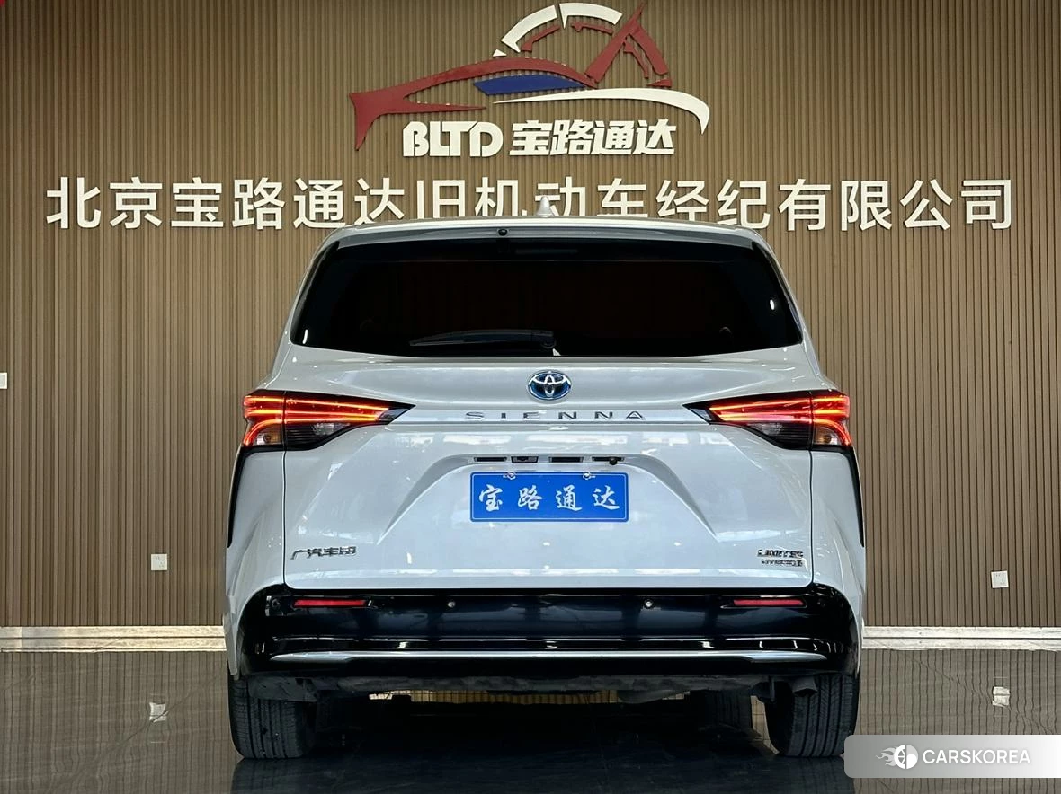 Toyota Saina id 4504770 из Китая 9
