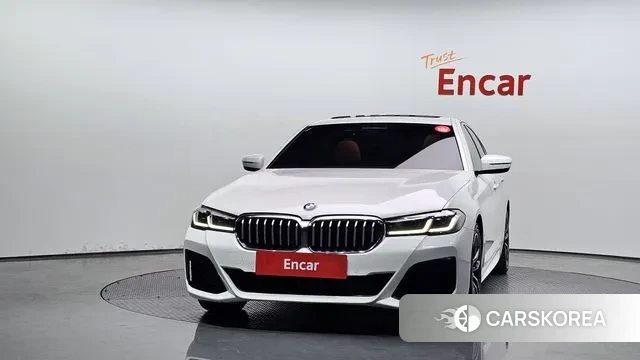 BMW 5 Series (G30) id 3422057 из Кореи 13