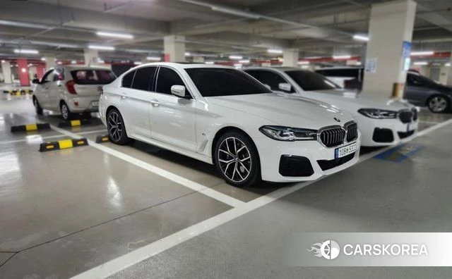 BMW 5 Series (G30) 2021 Белый из Кореи, фото 6