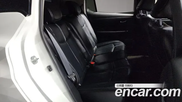 Nissan Leaf (ZE1) id 2686581 из Кореи 13