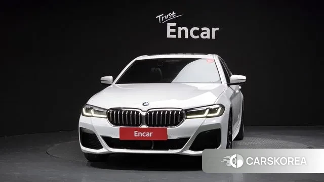 BMW 5 Series (G30) id 3611134 из Кореи 13