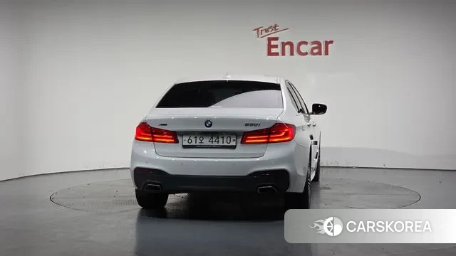 BMW 5 Series (G30) id 3423350 из Кореи 13