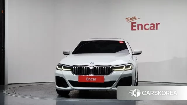 BMW 5 Series (G30) id 3701935 из Кореи 13