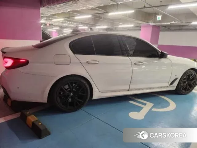 BMW 5 Series (G30) id 3457739 из Кореи 12