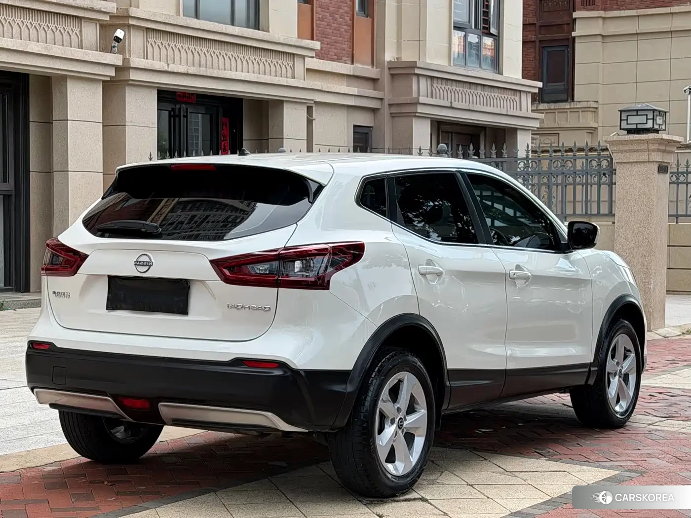 Nissan Qashqai 2023 Белый из Китая, фото 3