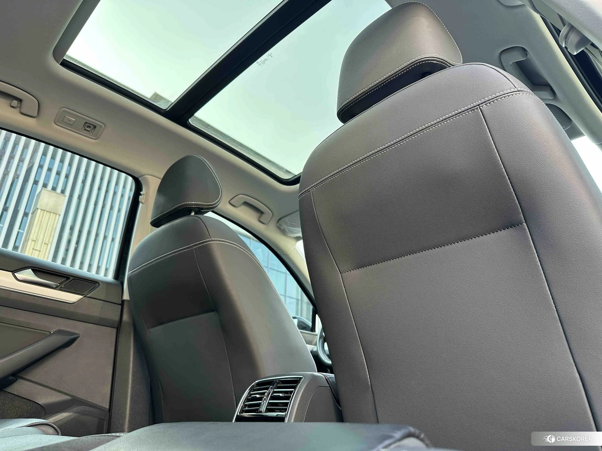 Volkswagen Magotan id 4461776 из Китая 11