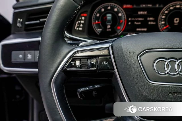 Audi A7L id 4298028 из Китая 23