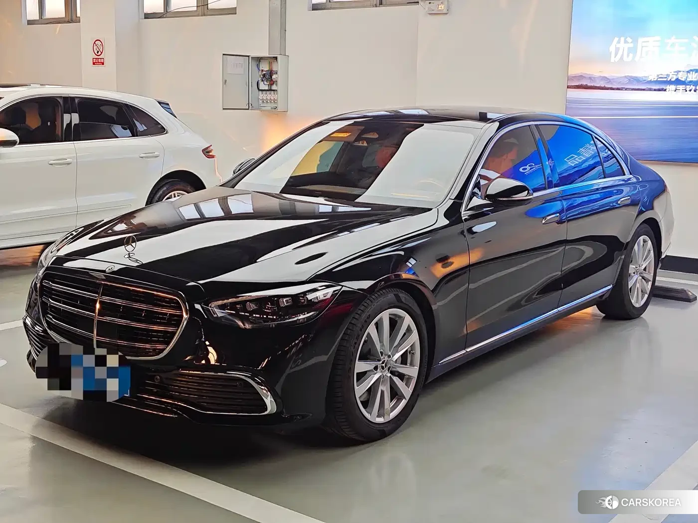 Mercedes-Benz S-Class 2025 Черный из Китая, фото 3