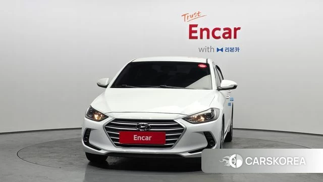 Hyundai Avante AD id 3834949 из Кореи 13