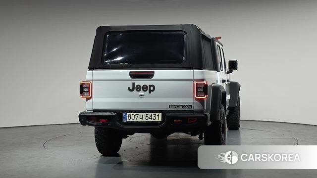 Jeep Gladiator (JT) id 3902935 из Кореи 13