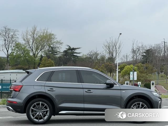 Audi Q5L id 4212430 из Китая 14