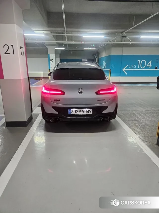 BMW X4 (G02) 2022 Серебристо-серый из Кореи, фото 3