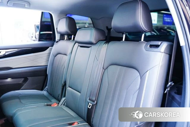 Volkswagen Tourang 2023 Черный из Китая, фото 3