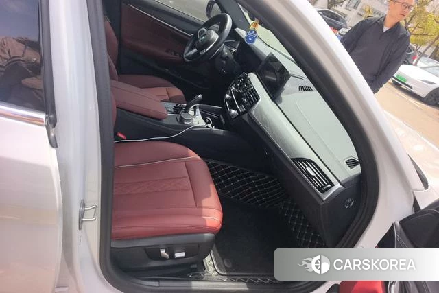 BMW 5 series id 4271269 из Китая 10