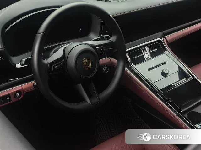 Porsche Panamera id 3920637 из Китая 7