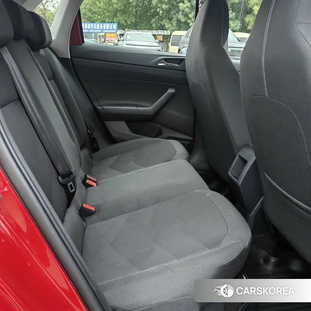 Volkswagen Polo id 4353185 из Китая 10