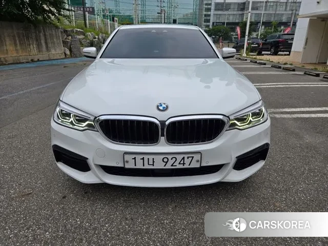 BMW 5 Series (G30) id 3045663 из Кореи 11