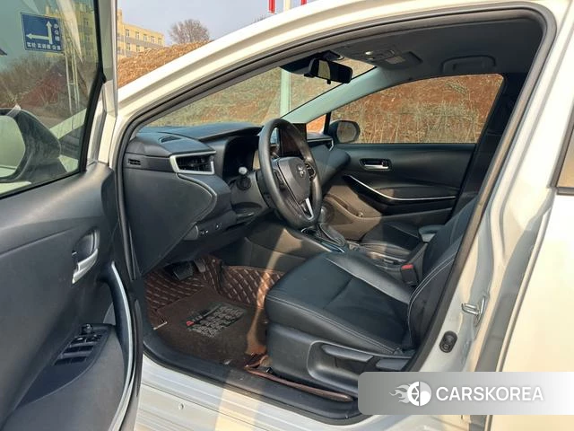 Toyota Corolla id 4257528 из Китая 7