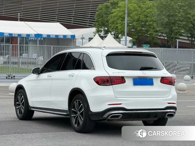 Mercedes-Benz GLC 2023 Белый из Китая, фото 3