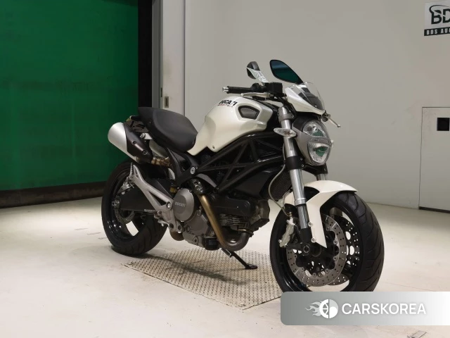Проданный Ducati MONSTER 696 2010 из Японии, фото 4