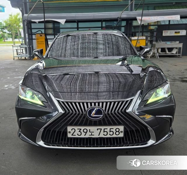 Lexus ES300h 7th generation 2019 Черный из Кореи, фото 3