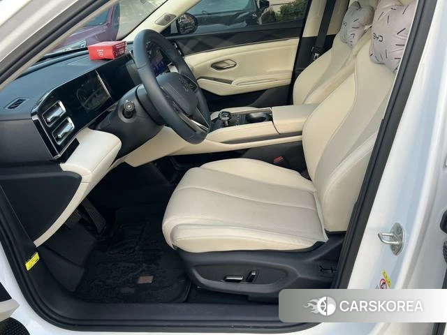 BYD Qin L DM 2025 Белый из Китая, фото 3