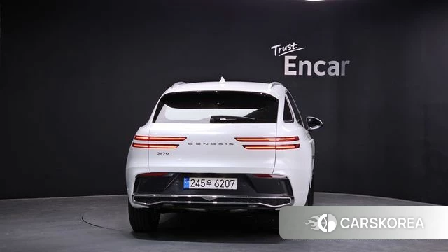 Genesis GV70 id 3825983 из Кореи 13