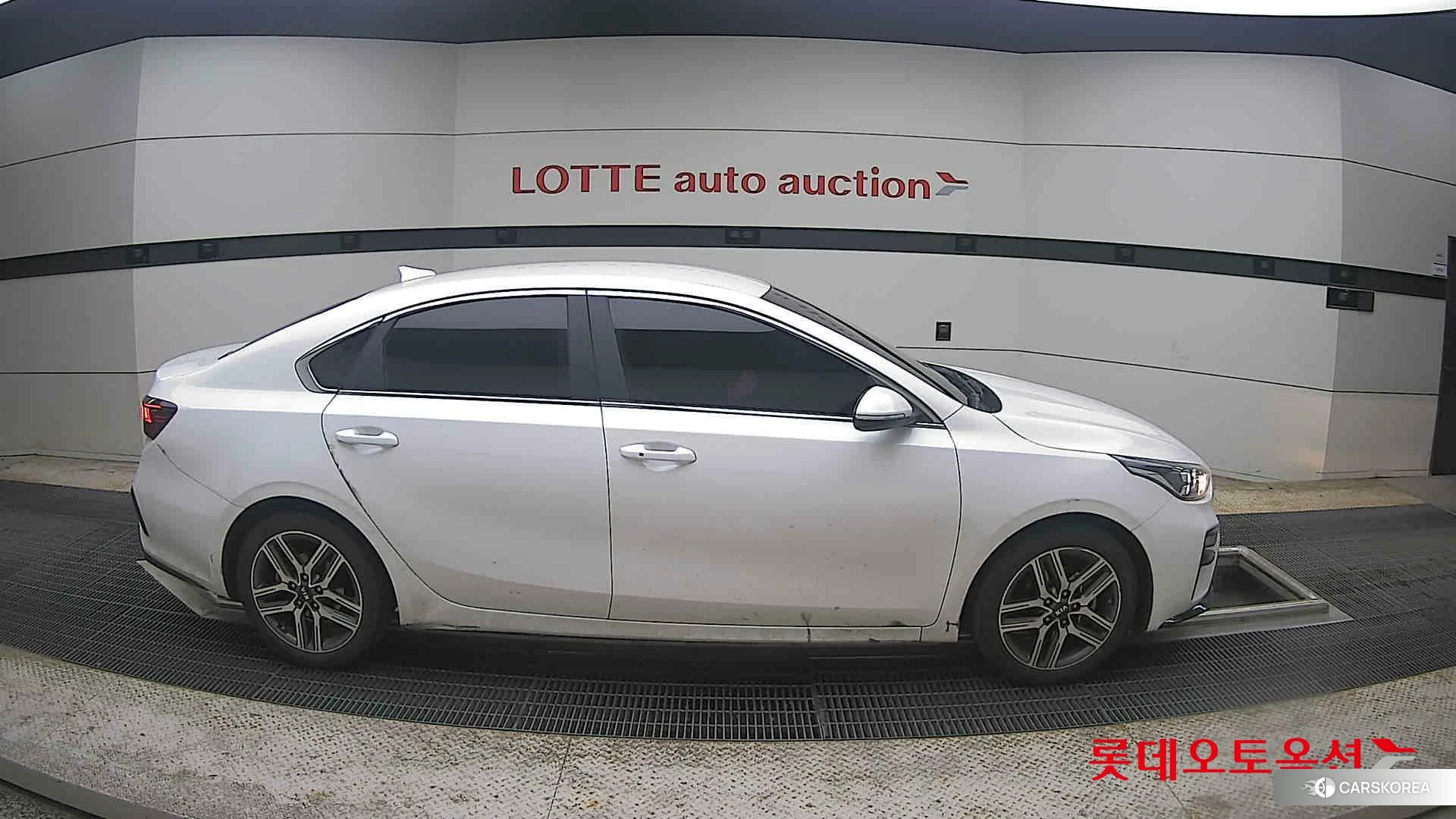 Kia K3 id 4296859 из Кореи 23