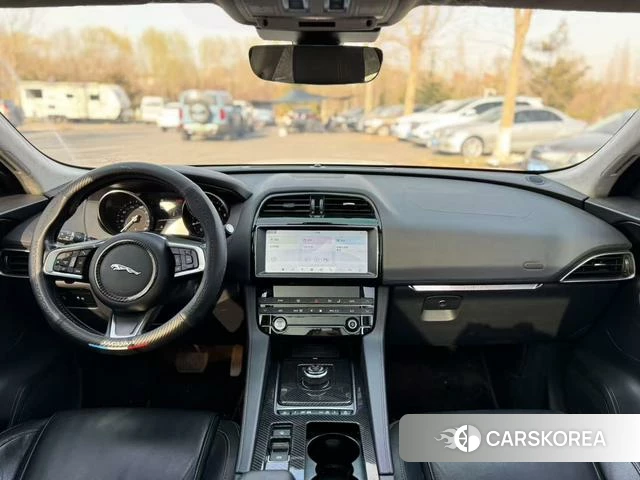 Jaguar F-PACE 2020 Белый из Китая, фото 3