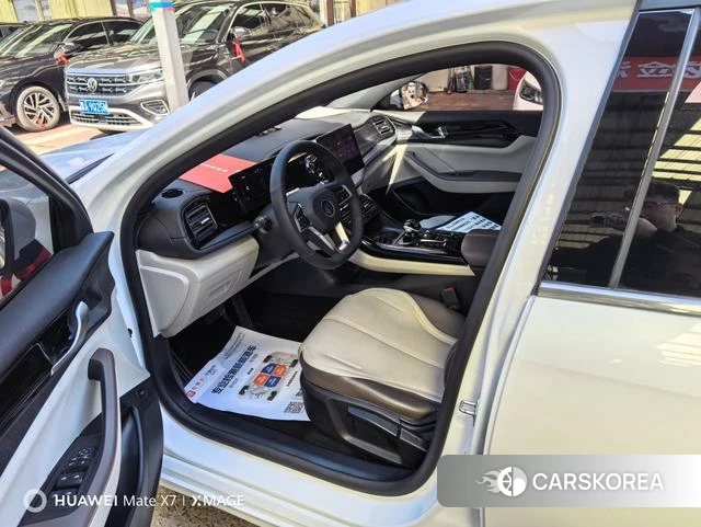 BYD Qin PLUS DM 2024 Белый из Китая, фото 3